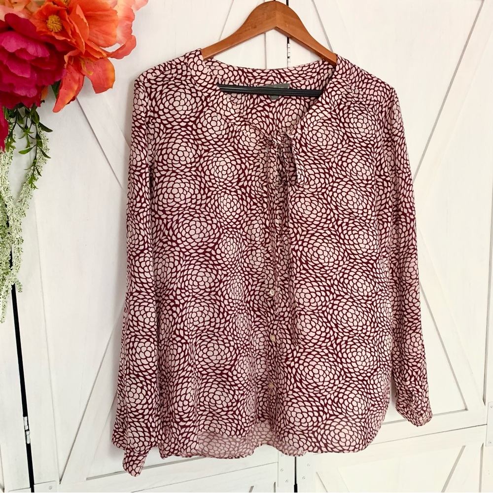 SOLD - LL Bean Signature Womens Blouse Long Sleeve Maroon Floral Button-up